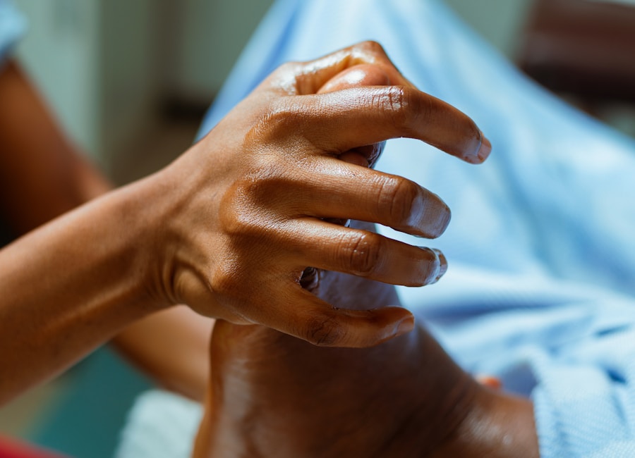 Hand Reflexology treatment