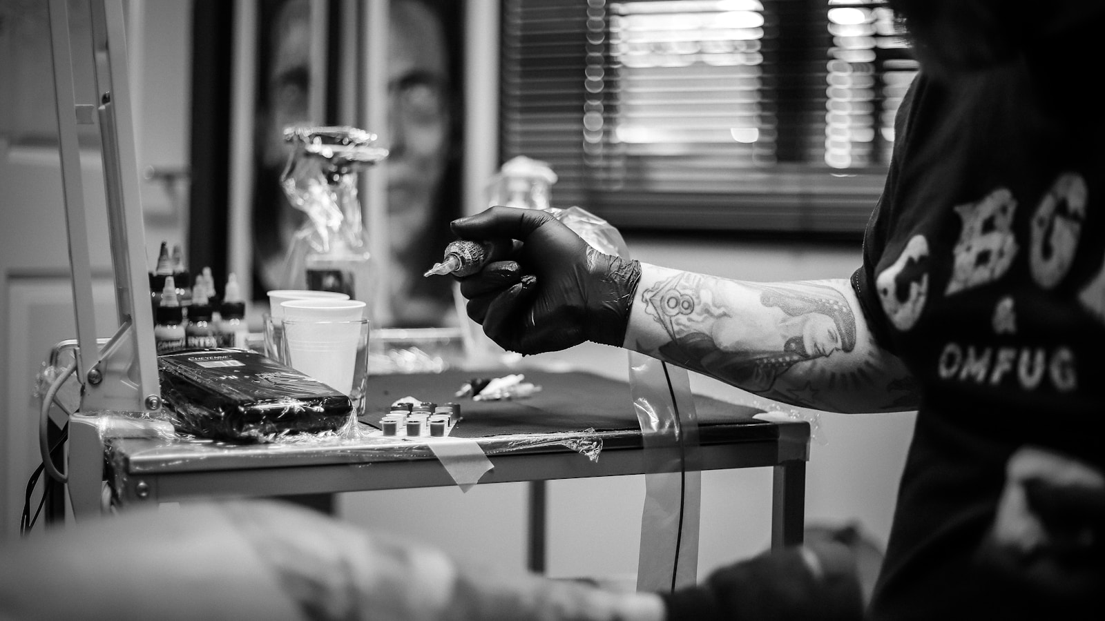 Tattoo & piercing website template preview